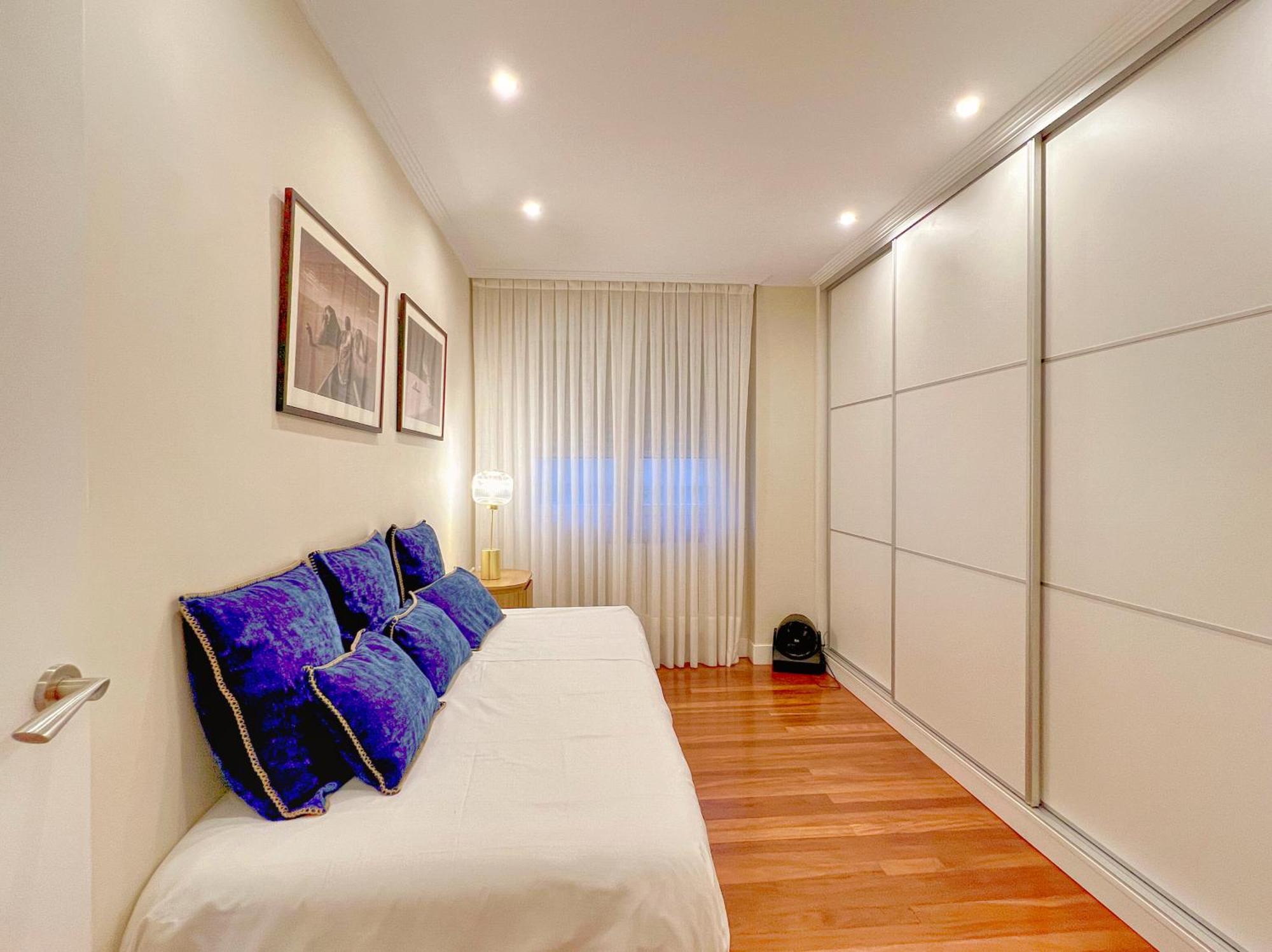 River Deluxe Con Garaje Gratis Бильбао Экстерьер фото
